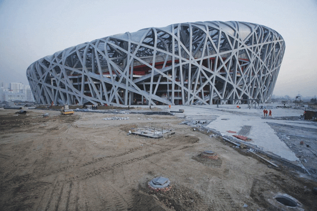 Herzog & de Meuron’s National Stadium, Beijing Herzog & de Meuron’s National Stadium, Beijing