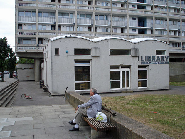 Allbrook House and library Flickr Diamond Geezer