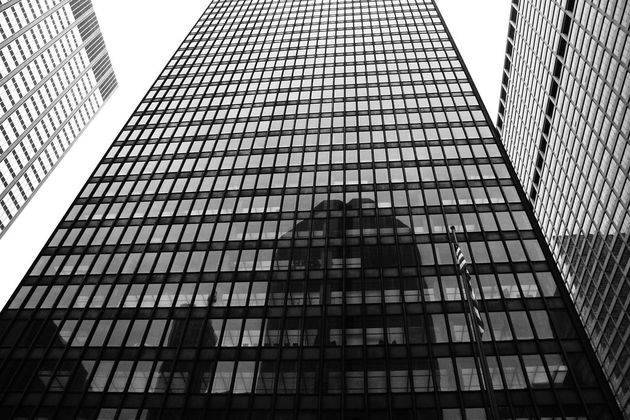 seagram building by mies van der rohe new york