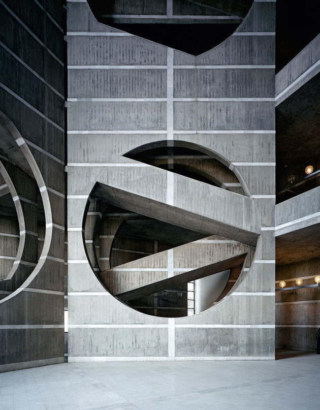 Louis Kahn, Modernist Architect, Monumental Buildings