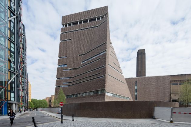 Tate Extension by Herzog & de Meuron. Photo by Iwan Baan