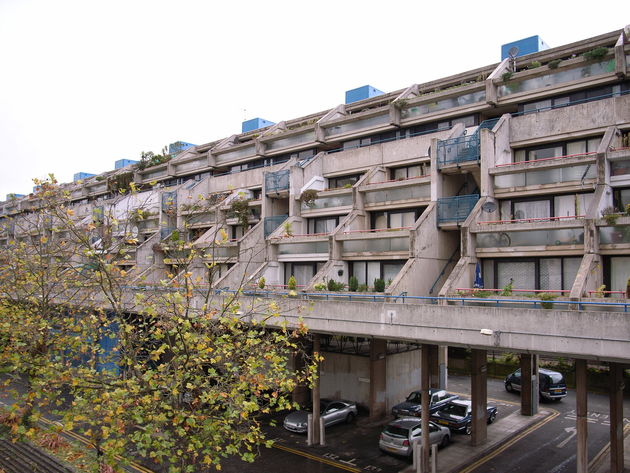 Alexandra Road Estate. Photo by Steve Cadman