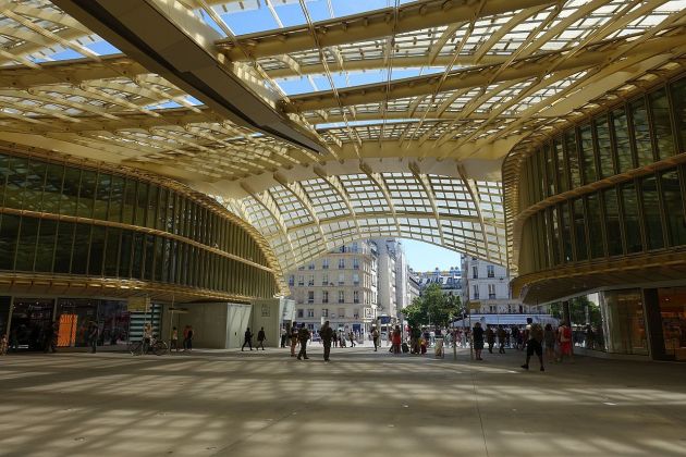 Canopy of Les Halles in Paris. Photo by Guilhem Vellut