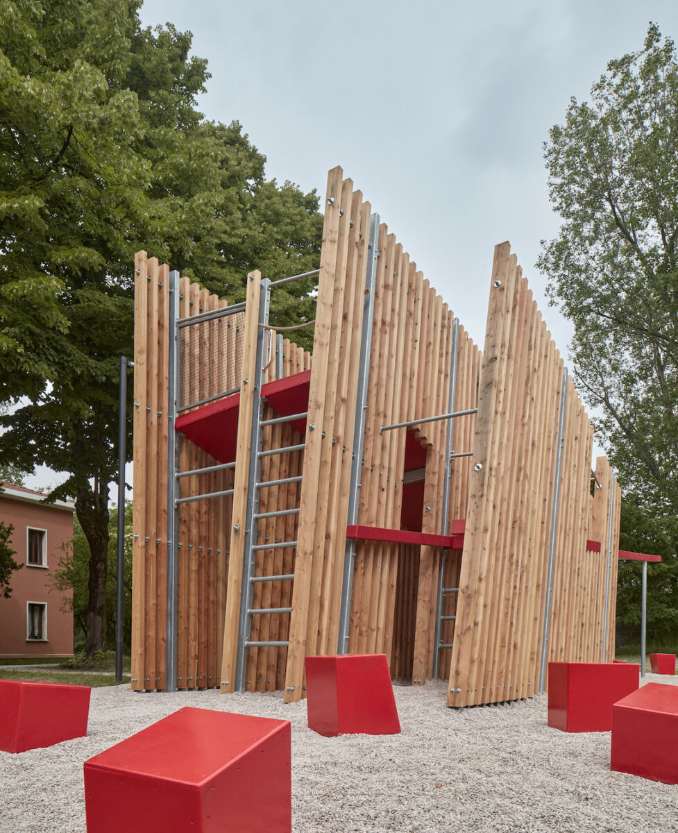 VELETA PLAYGROUND AREA FENCE