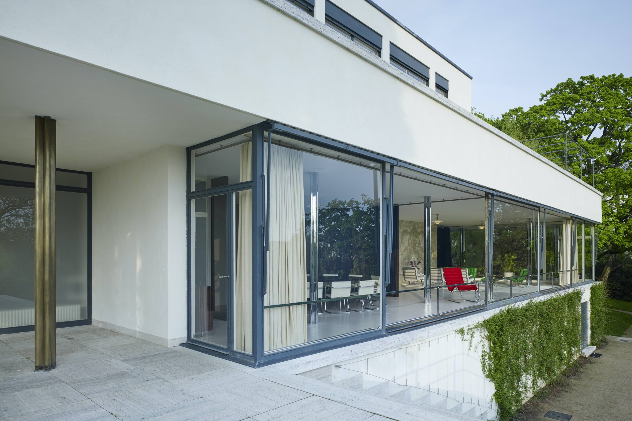 Villa Tugendhat Brno Mies van der Rohe house building architecture