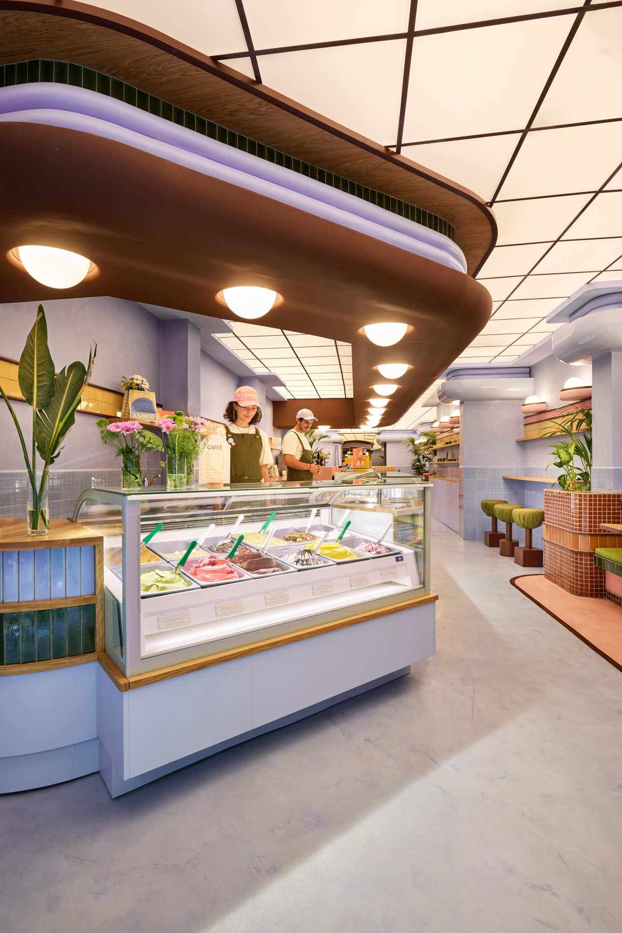 Masquespacio Barcelona Amiko interior ice cream shop plants