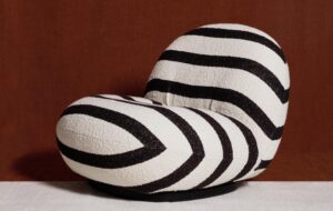 GUBI Karakorum Stripe chair
