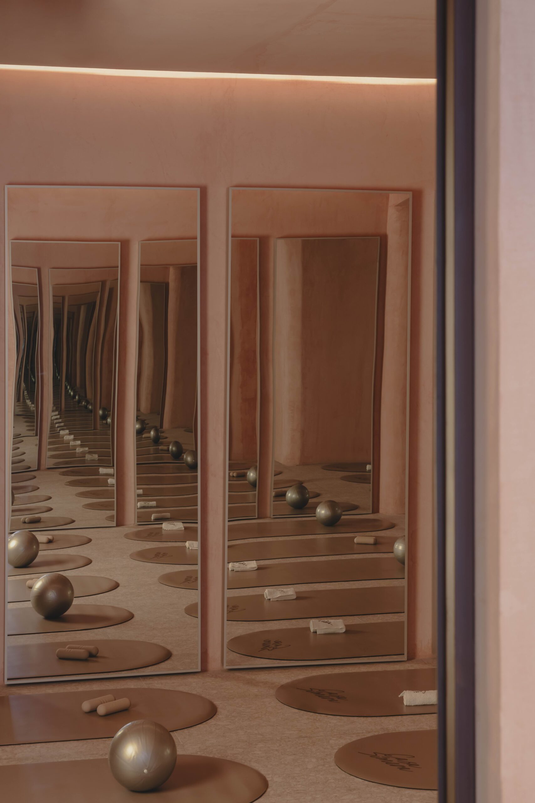 worc.studio Casa Símera Polanco Mexico City yoga studio pink walls mirrors yoga equipment