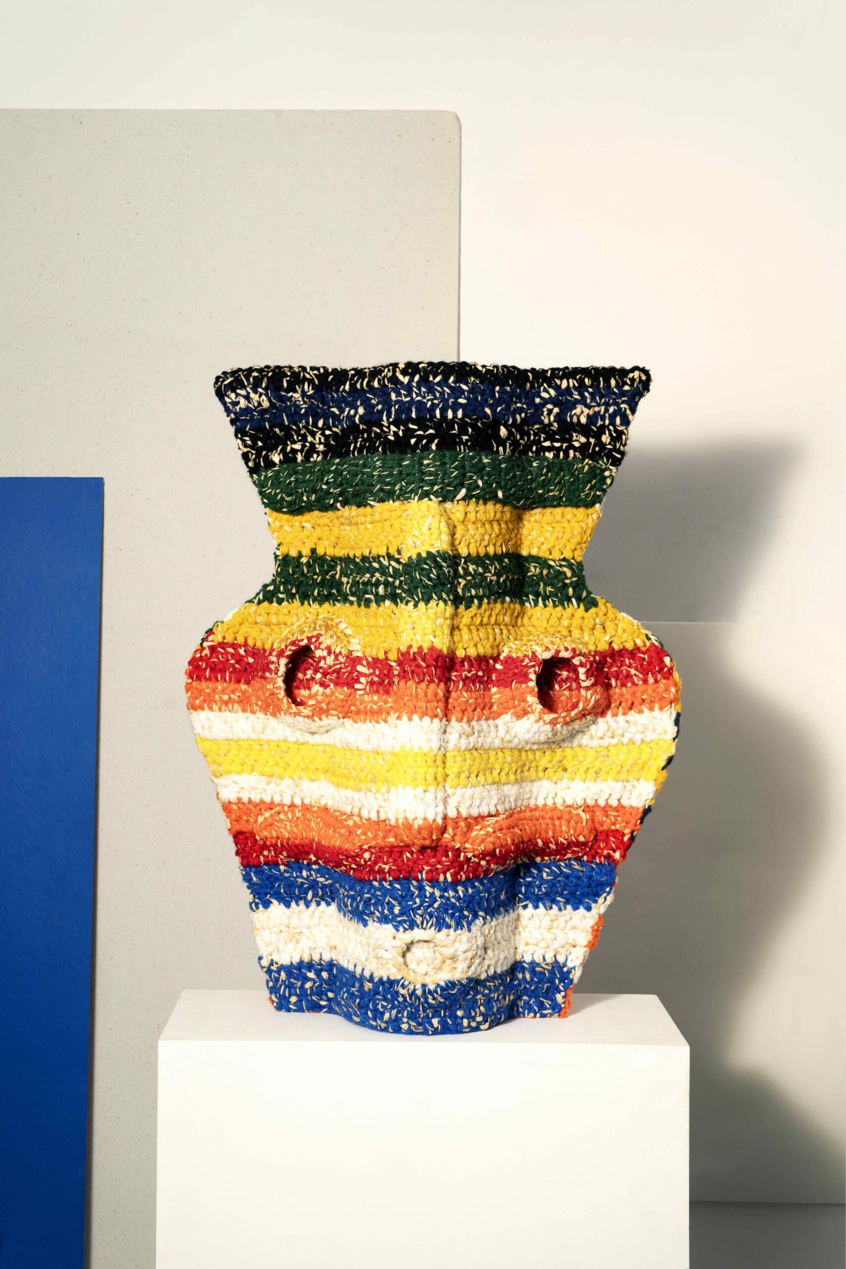 Ocatevo and Partida Continua featuring Las Cabezas by Sol Pardo vase